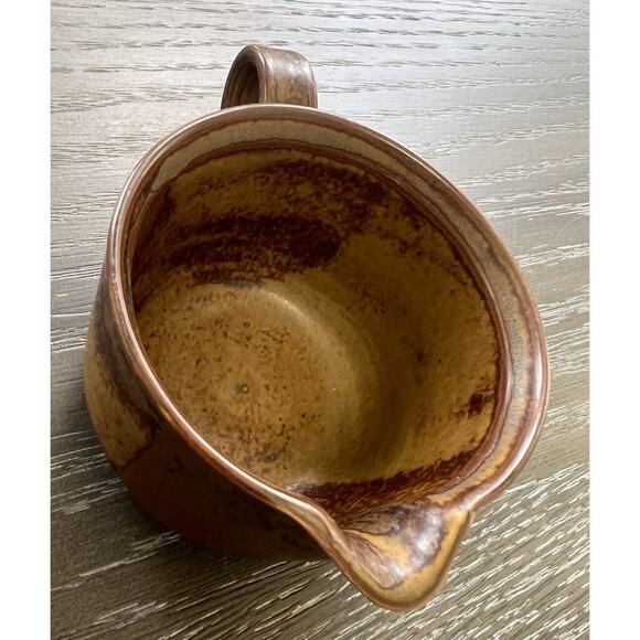Iron Mountain Stoneware Pottery Roan Creamer Brown, Small Chip On Bottom See Pic - Picture 3 of 11